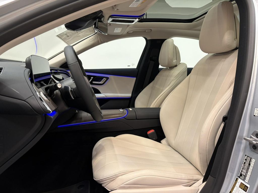 MERCEDES-BENZ E-CLASS - 8