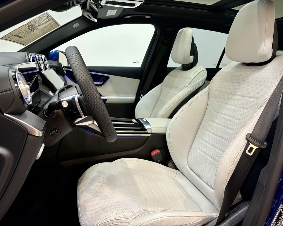 MERCEDES-BENZ GLC - 8