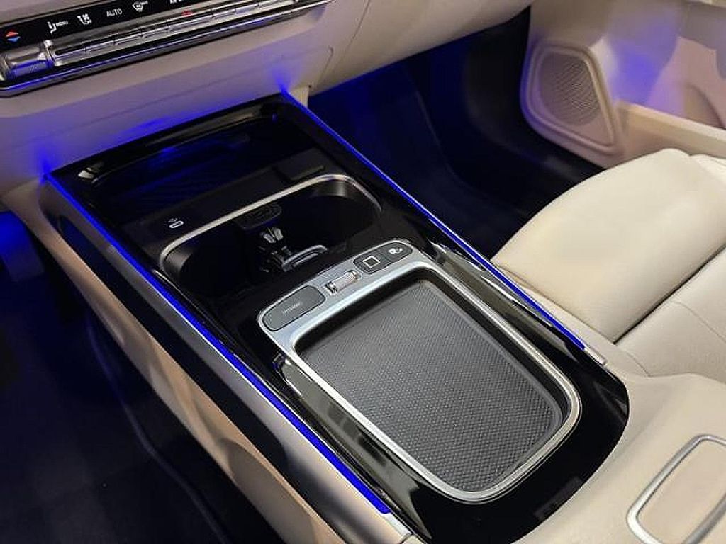 2025 Mercedes-BENZ GLB 缩略图 15