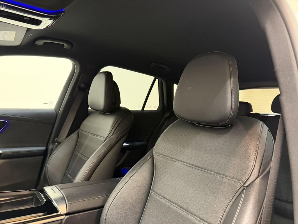 MERCEDES-BENZ GLC - 7