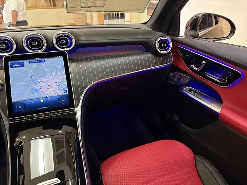 2026 Mercedes-BENZ GLC — миниатюра 12