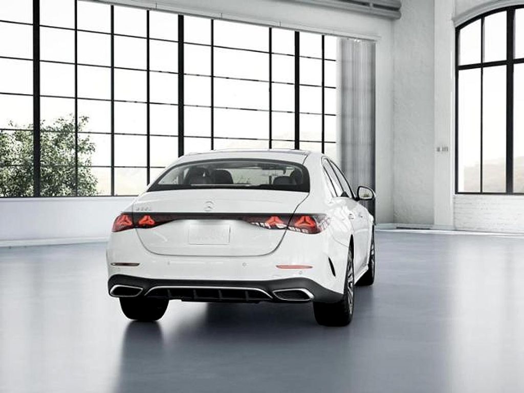 2025 Mercedes-BENZ E-CLASS — миниатюра 23