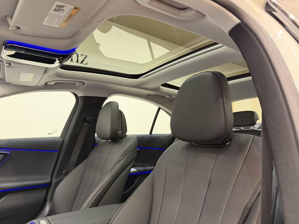 MERCEDES-BENZ E-CLASS - 8