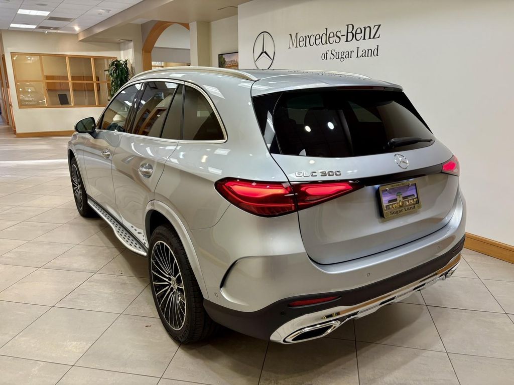 MERCEDES-BENZ GLC - 3