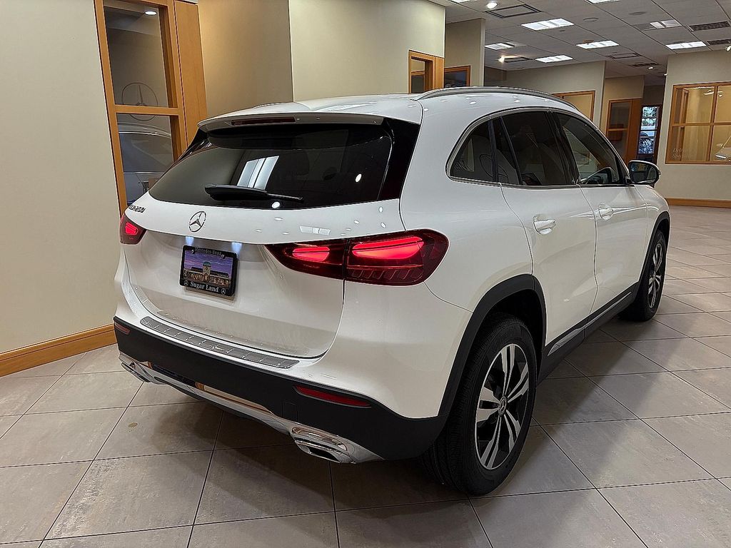2026 Mercedes-BENZ GLA 缩略图 5