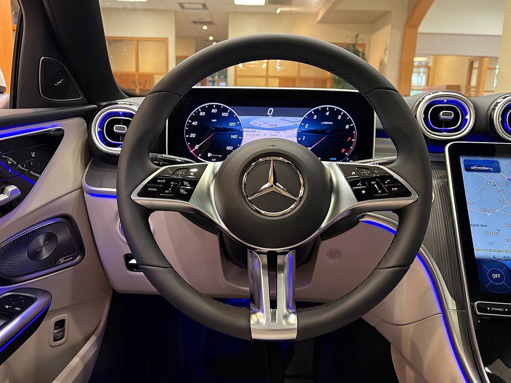 2026 Mercedes-BENZ C-CLASS — миниатюра 13