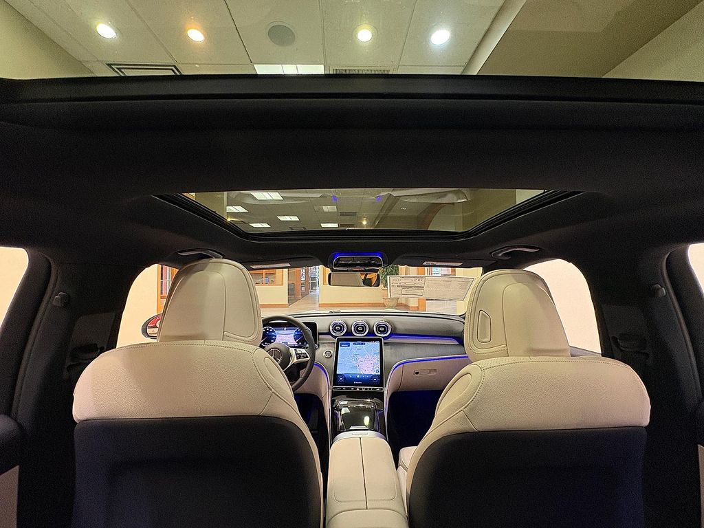 2026 Mercedes-BENZ C-CLASS — миниатюра 18