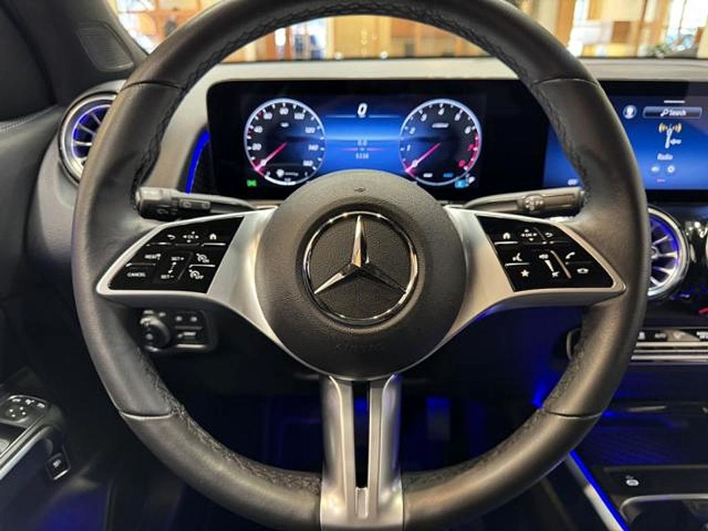 صورة 10 لـ 2025 Mercedes-BENZ GLB