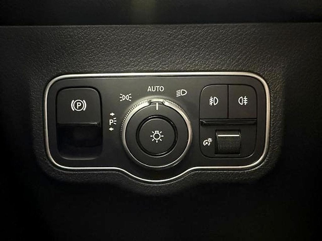 صورة مصغرة 22 لـ 2025 Mercedes-BENZ GLB