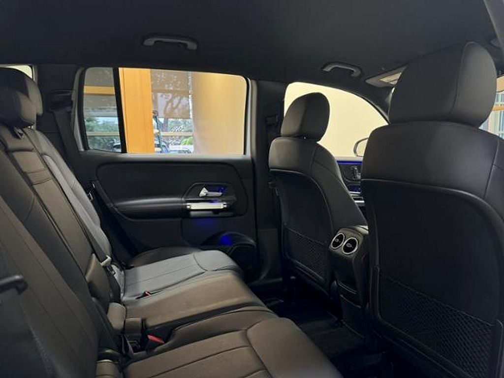 2025 Mercedes-BENZ GLB 缩略图 20