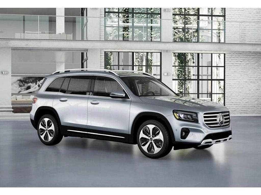 2025 Mercedes-BENZ GLB 缩略图 12