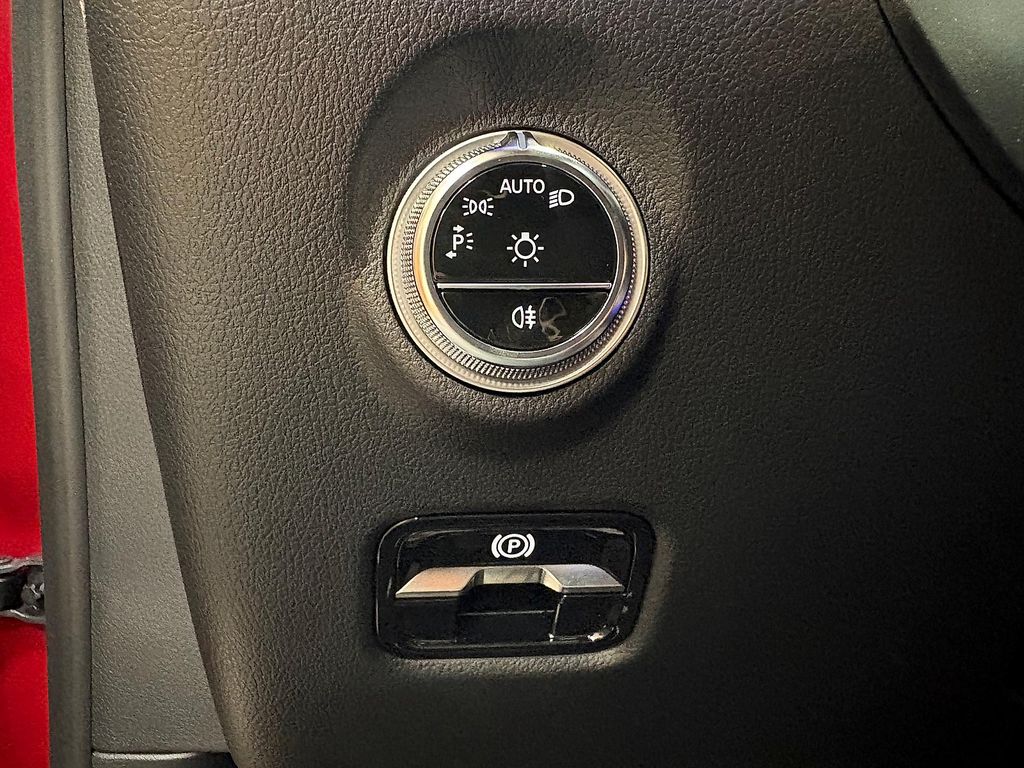 صورة مصغرة 16 لـ 2026 Mercedes-BENZ C-CLASS