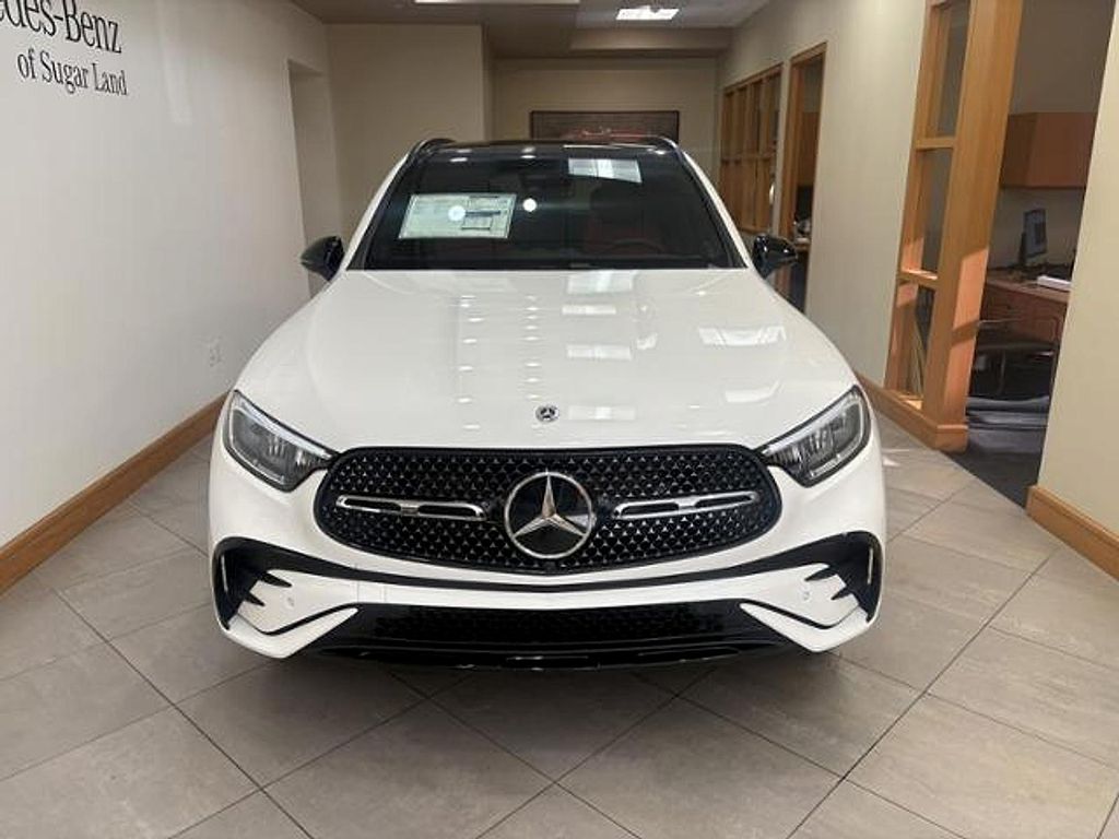 2026 Mercedes-BENZ GLC 照片 2