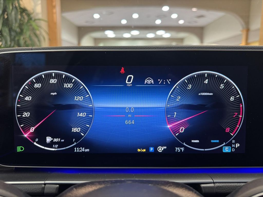 MERCEDES-BENZ GLS - 9