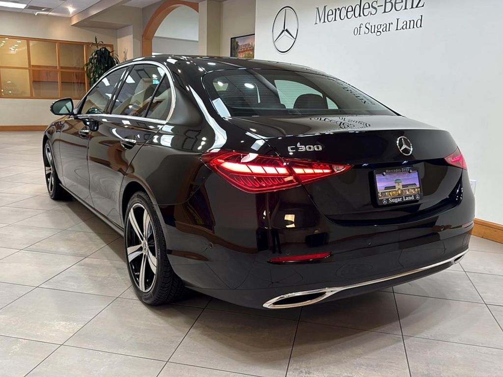 2025 Mercedes-BENZ C-CLASS 照片 4