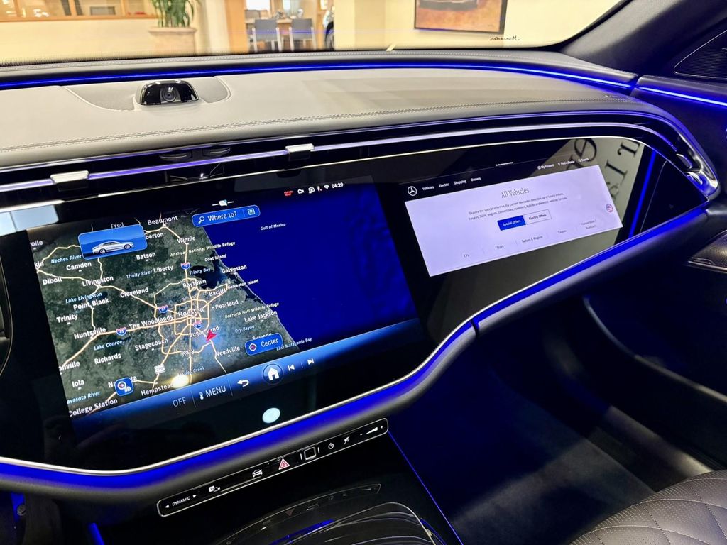 MERCEDES-BENZ E-CLASS - 10