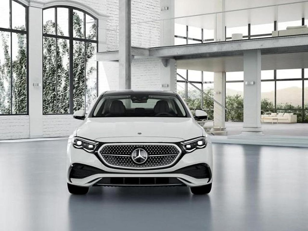 2025 Mercedes-BENZ E-CLASS photo 7
