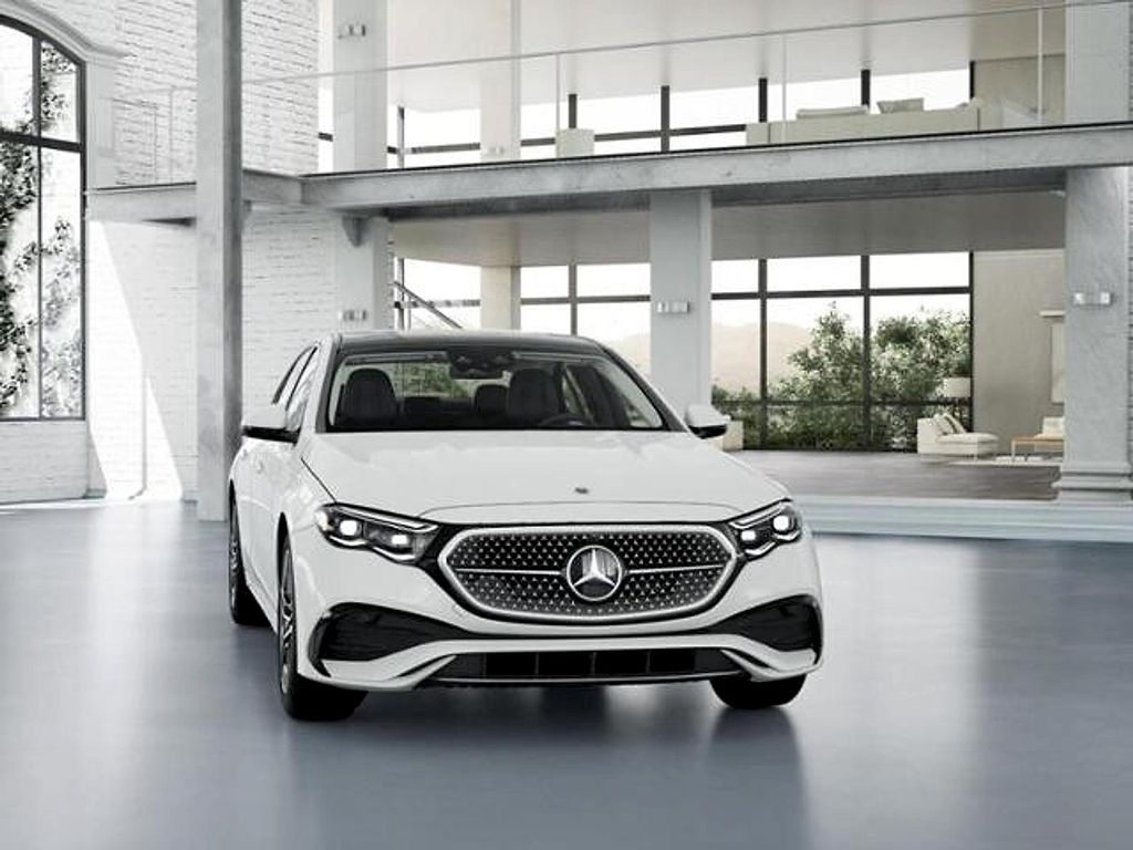 2025 Mercedes-BENZ E-CLASS photo 8