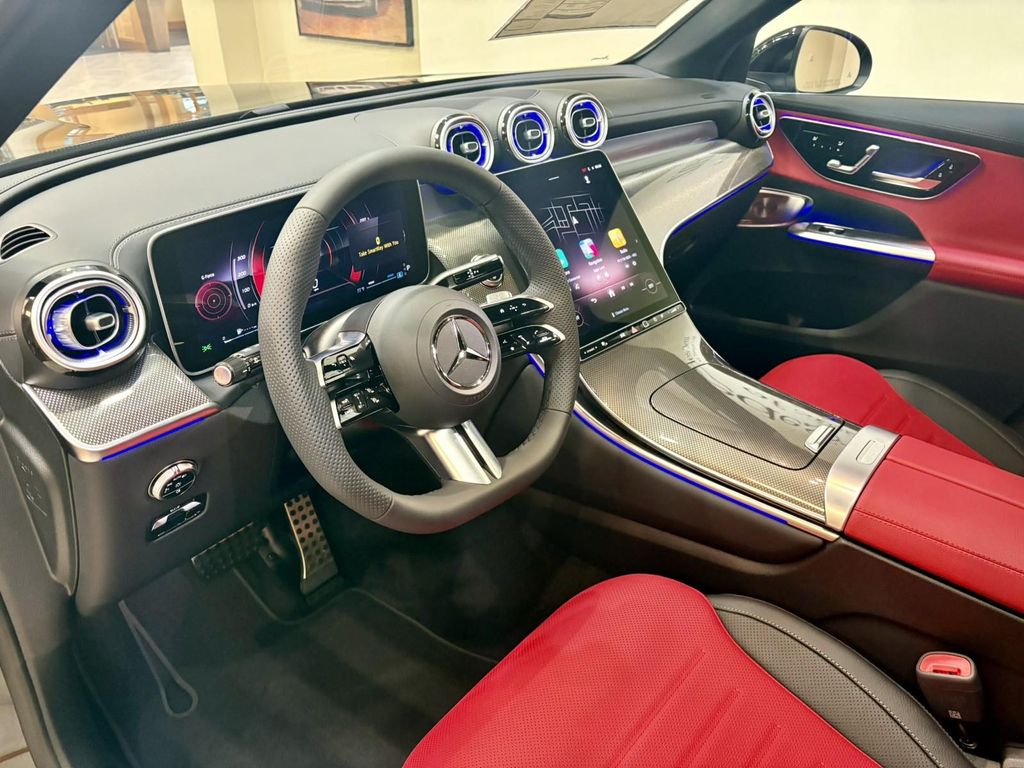 MERCEDES-BENZ GLC - 10