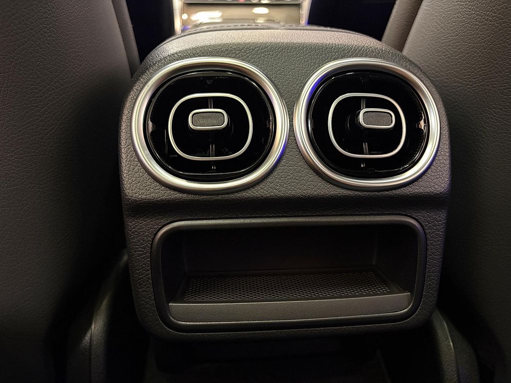 2026 Mercedes-BENZ C-CLASS 缩略图 16