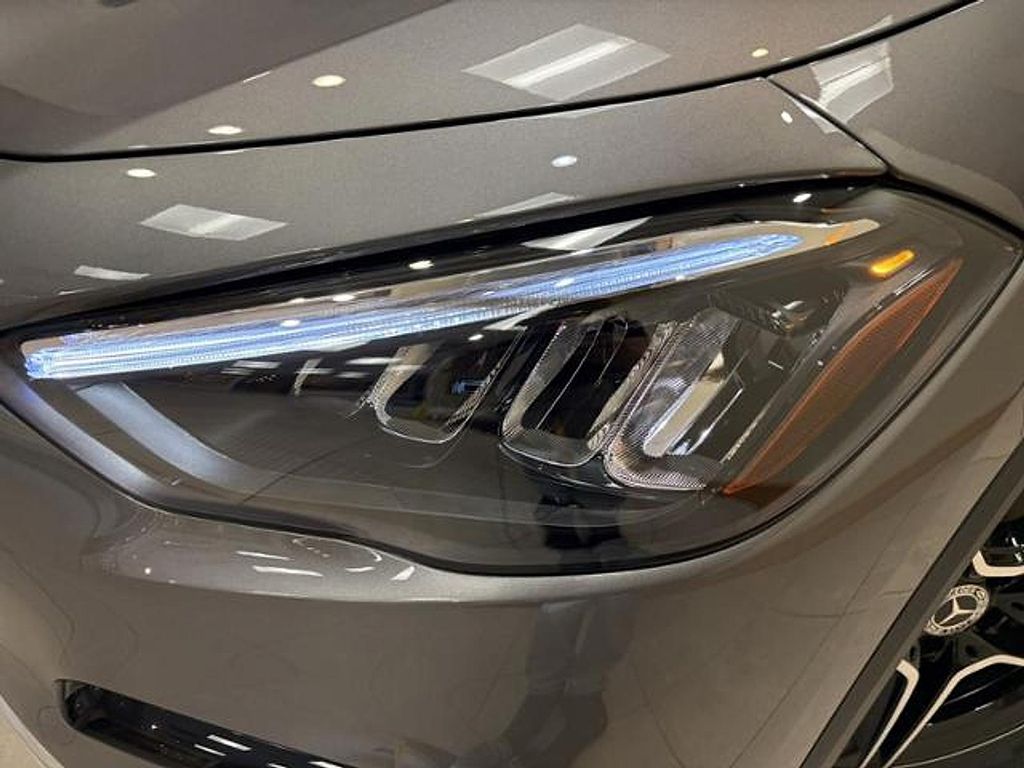 صورة 8 لـ 2026 Mercedes-BENZ GLA