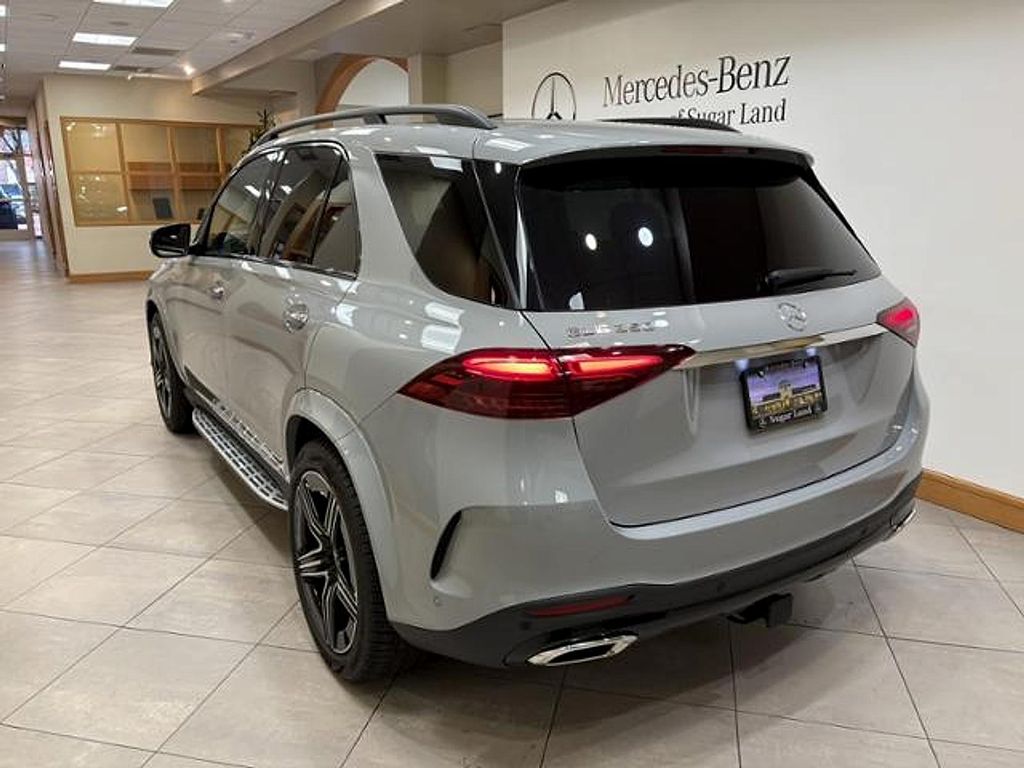 صورة 3 لـ 2026 Mercedes-BENZ GLE