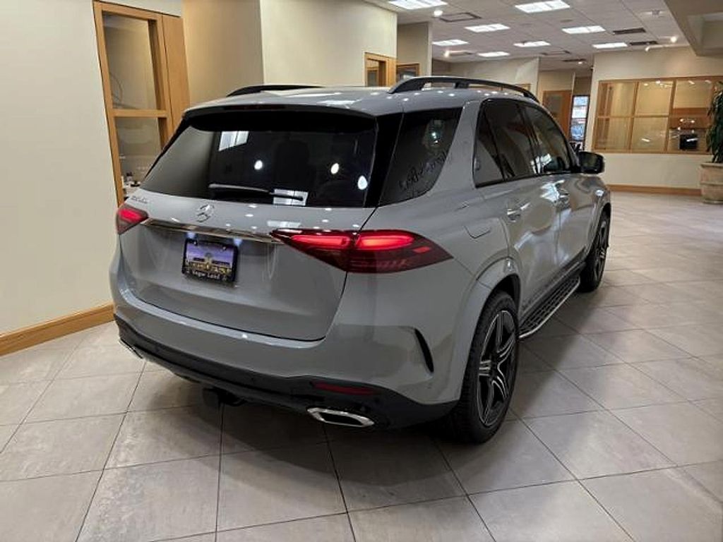 صورة 5 لـ 2026 Mercedes-BENZ GLE