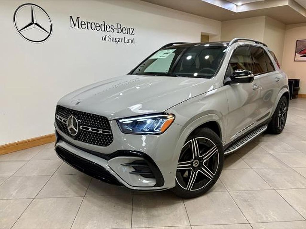 صورة 1 لـ 2026 Mercedes-BENZ GLE