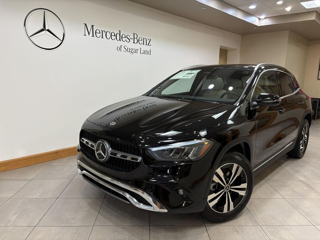 New 2026 Mercedes-Benz GLA 250 4MATIC