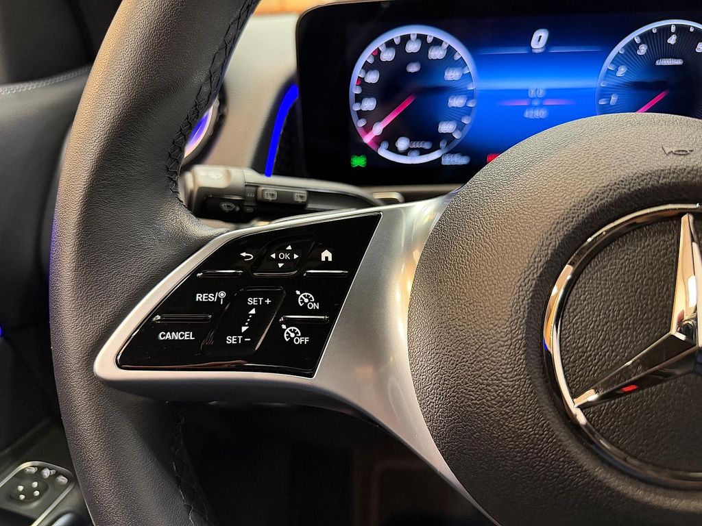 2025 Mercedes-BENZ GLB 缩略图 23