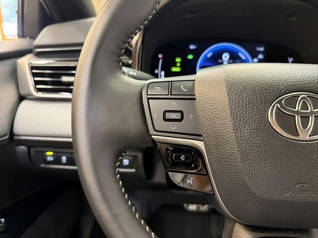2025 Toyota CAMRY SE 缩略图 19