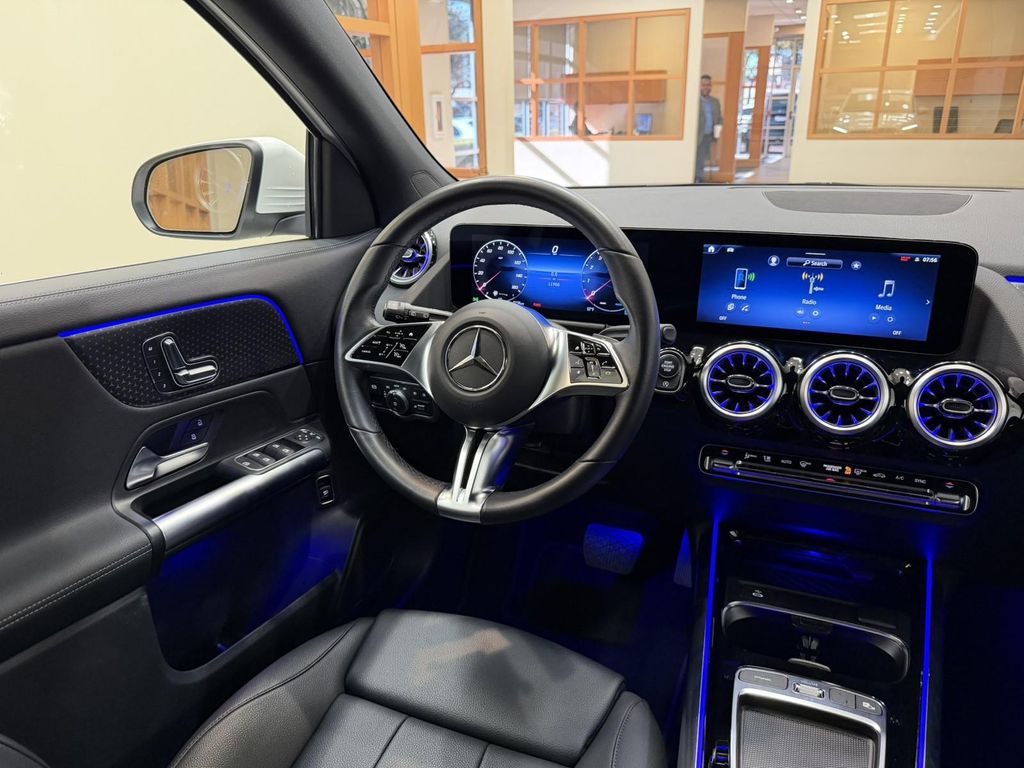 MERCEDES-BENZ GLA-CLASS - 8