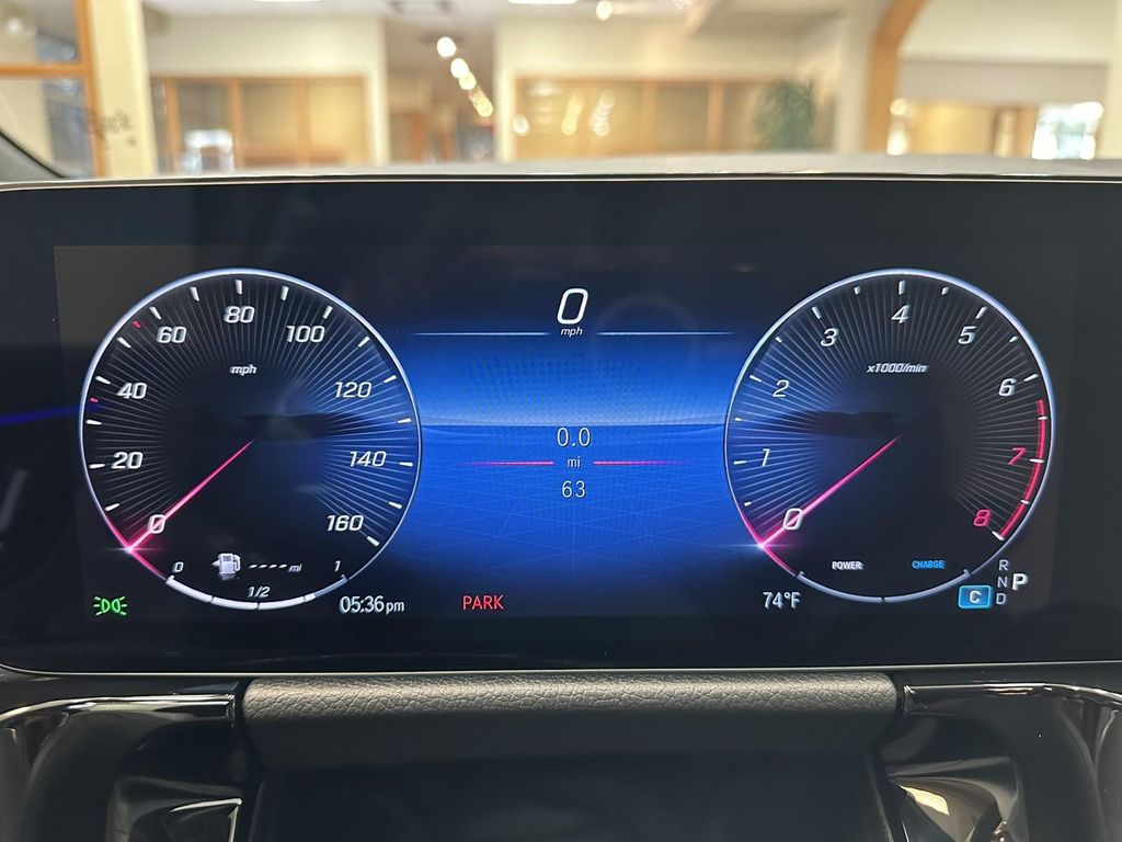 MERCEDES-BENZ GLA-CLASS - 8