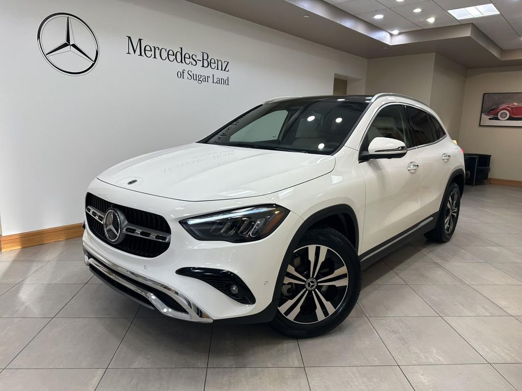 MERCEDES-BENZ GLA-CLASS - 1