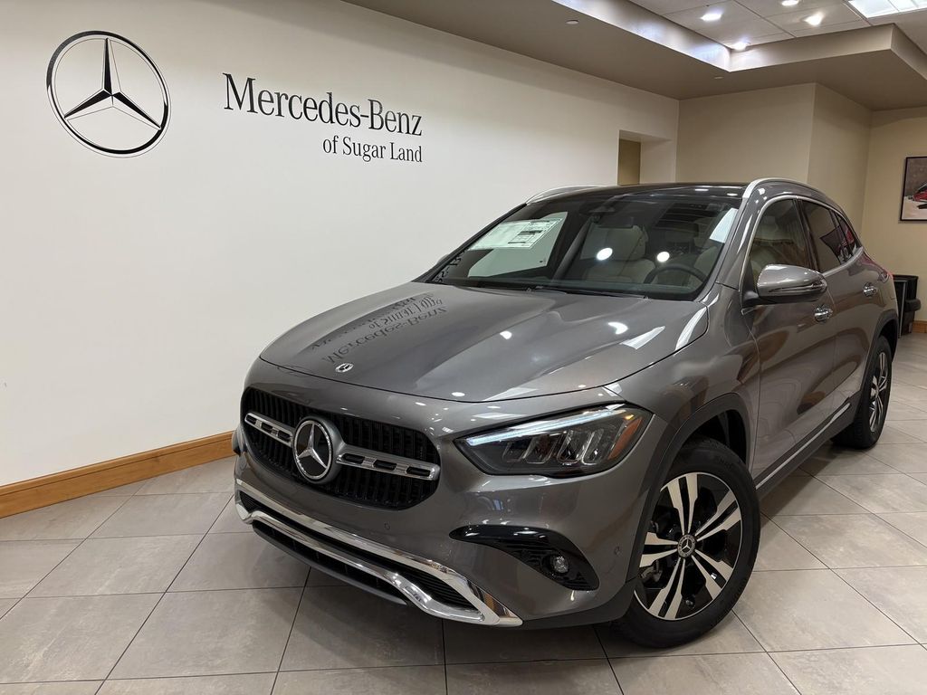 New 2026 Mercedes-Benz GLA 250 4MATIC