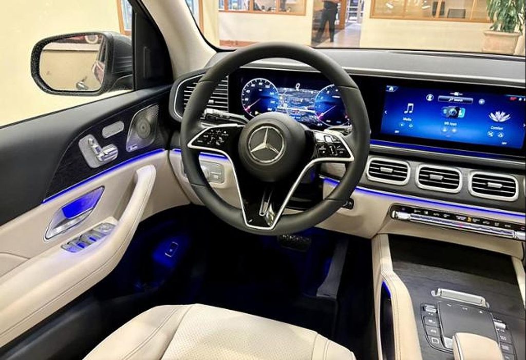 صورة 10 لـ 2026 Mercedes-BENZ GLE