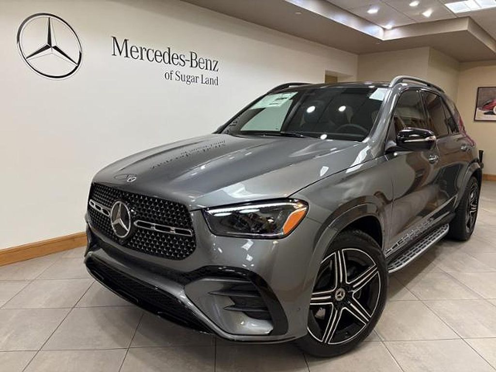صورة 1 لـ 2026 Mercedes-BENZ GLE