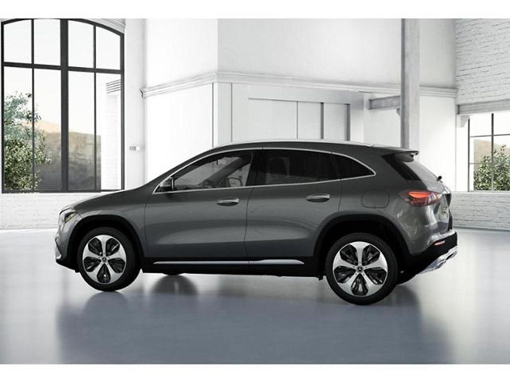 2025 Mercedes-BENZ GLA 缩略图 31