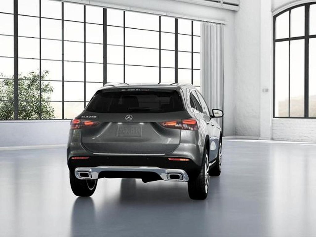 2025 Mercedes-BENZ GLA 缩略图 23