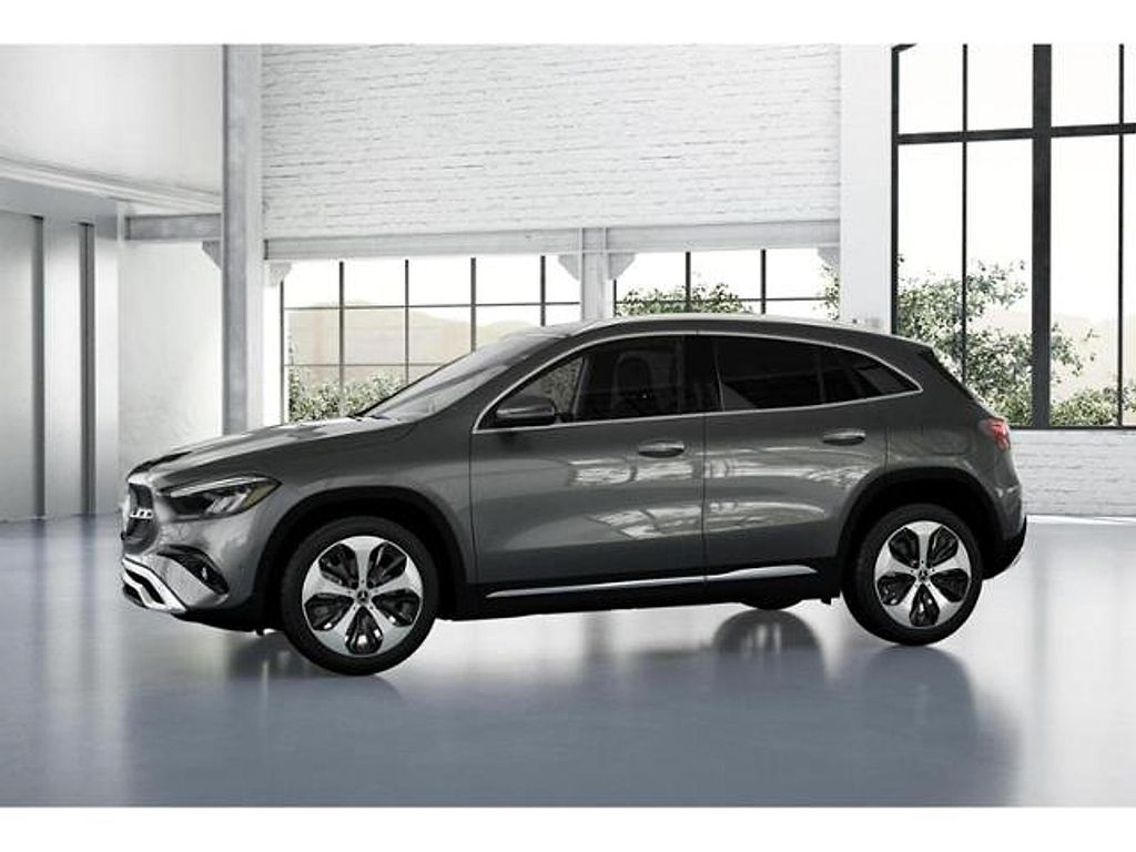 2025 Mercedes-BENZ GLA 缩略图 35