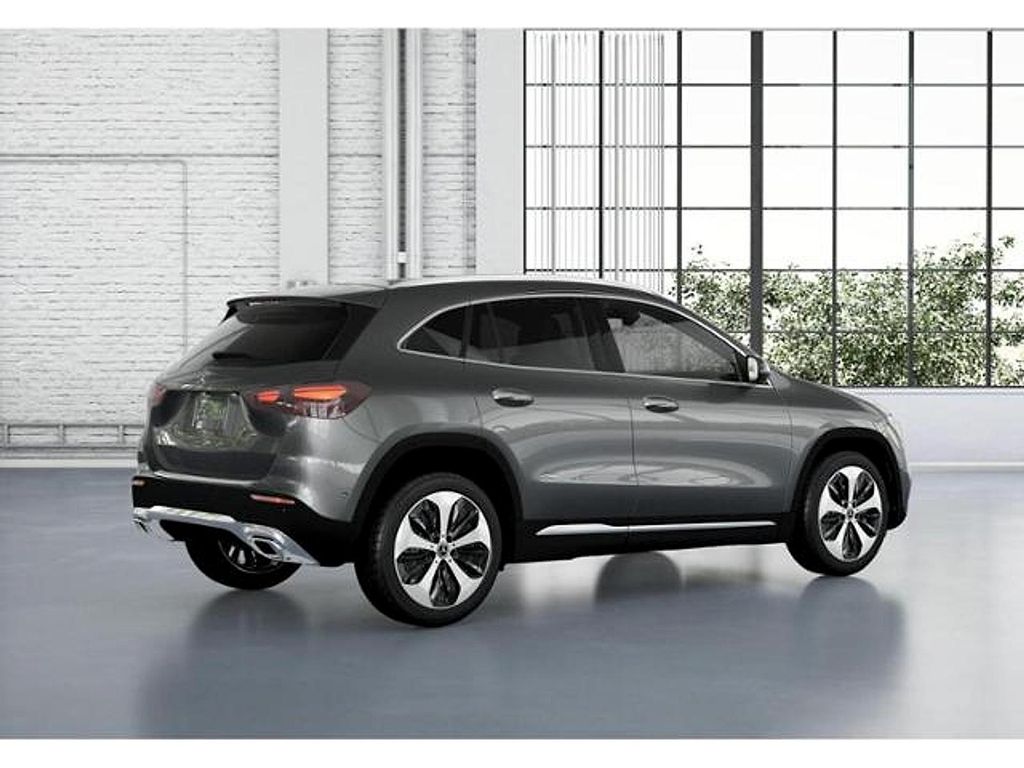 2025 Mercedes-BENZ GLA 缩略图 19