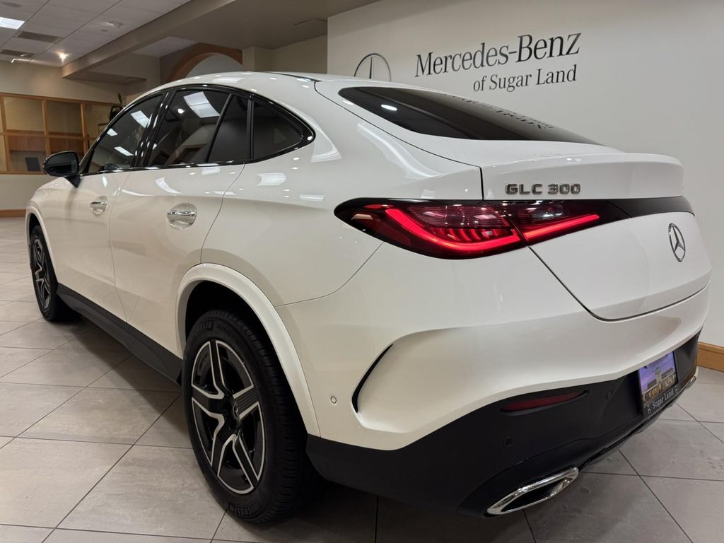 MERCEDES-BENZ GLC - 3