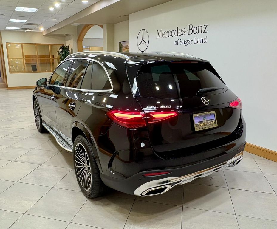 MERCEDES-BENZ GLC - 3