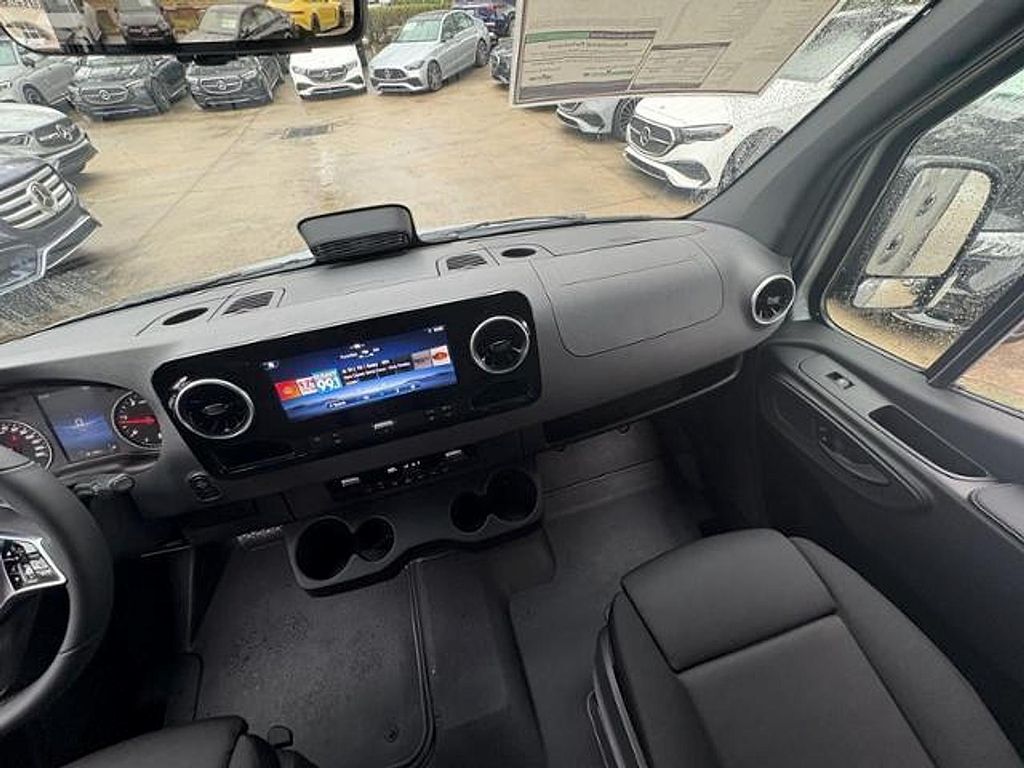 2026 Mercedes-BENZ OTHERS 缩略图 11