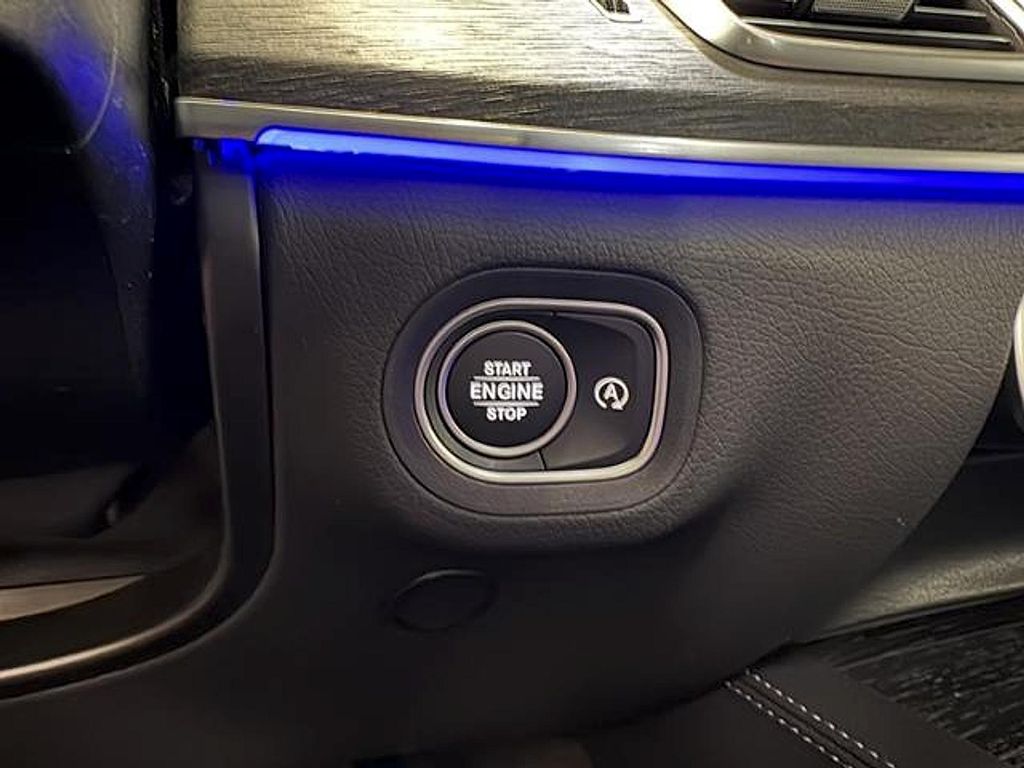 2026 Mercedes-BENZ GLE — миниатюра 20