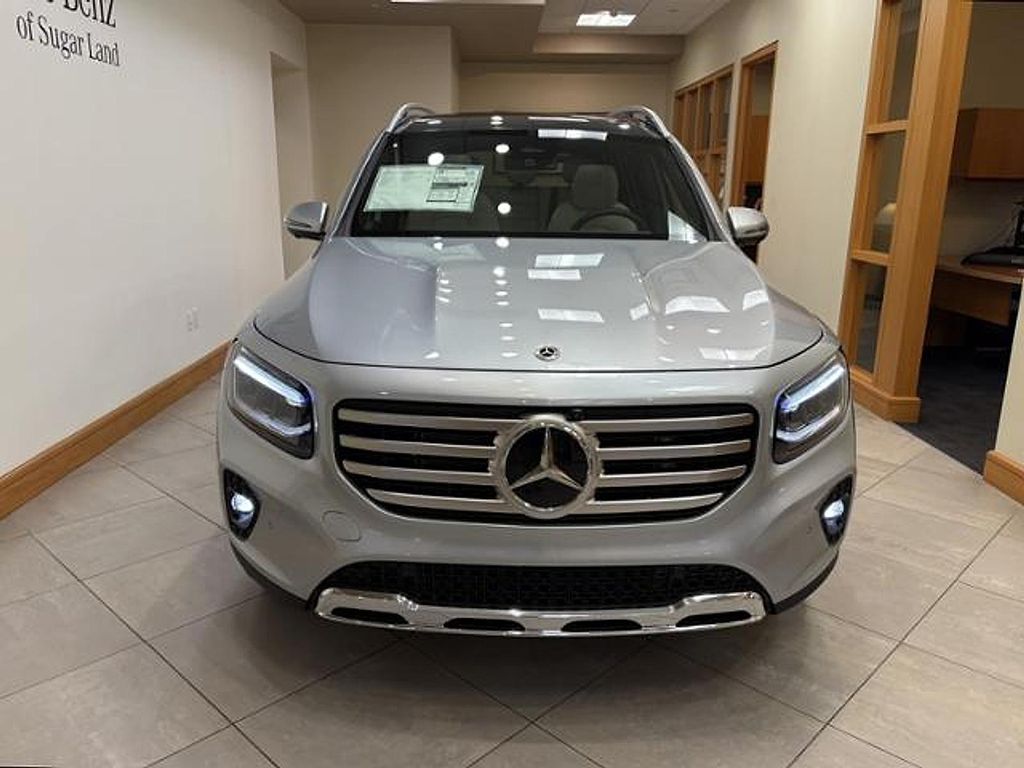 2026 Mercedes-BENZ GLB 照片 3