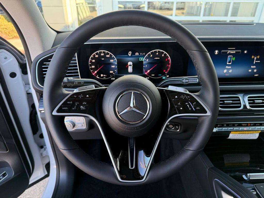2026 Mercedes-BENZ GLE — миниатюра 15