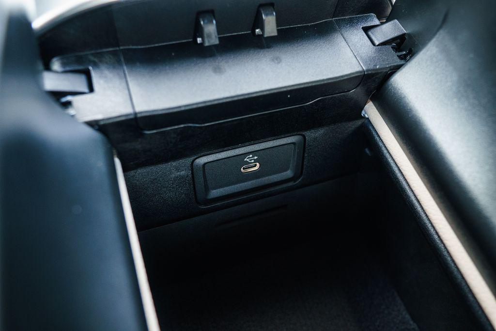 صورة مصغرة 28 لـ 2026 Mercedes-BENZ C-CLASS