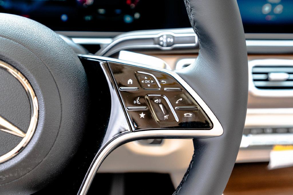 2026 Mercedes-BENZ GLE — миниатюра 20