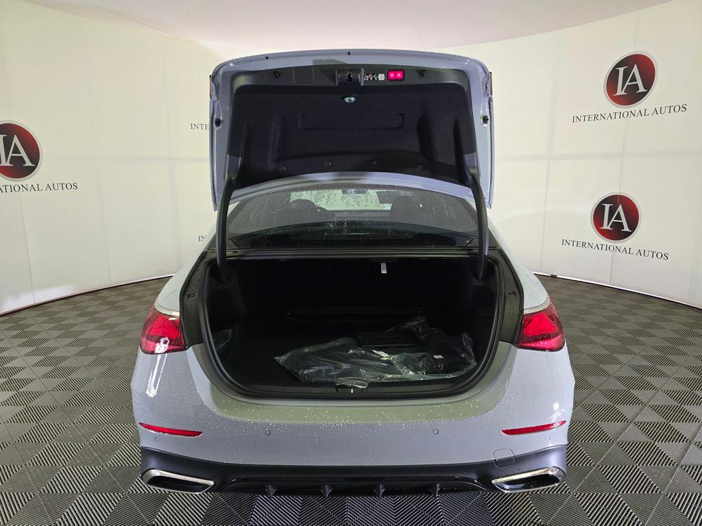 MERCEDES-BENZ E-CLASS - 8